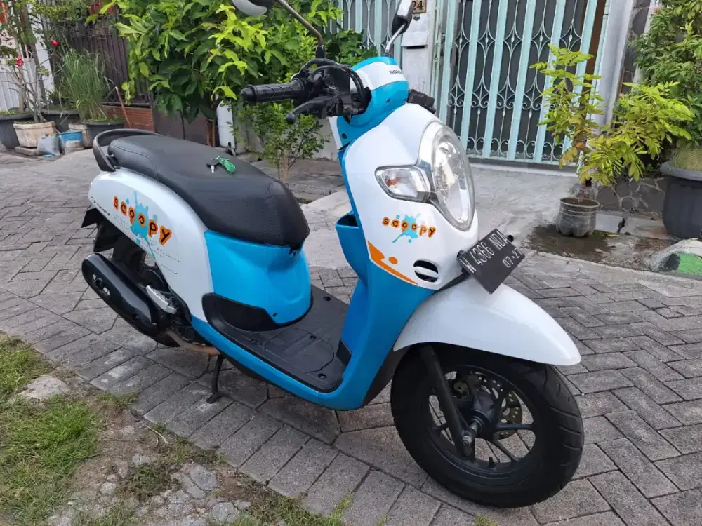 Scoopy 2017 plat w sda kondisi sgt bagus siap pakai