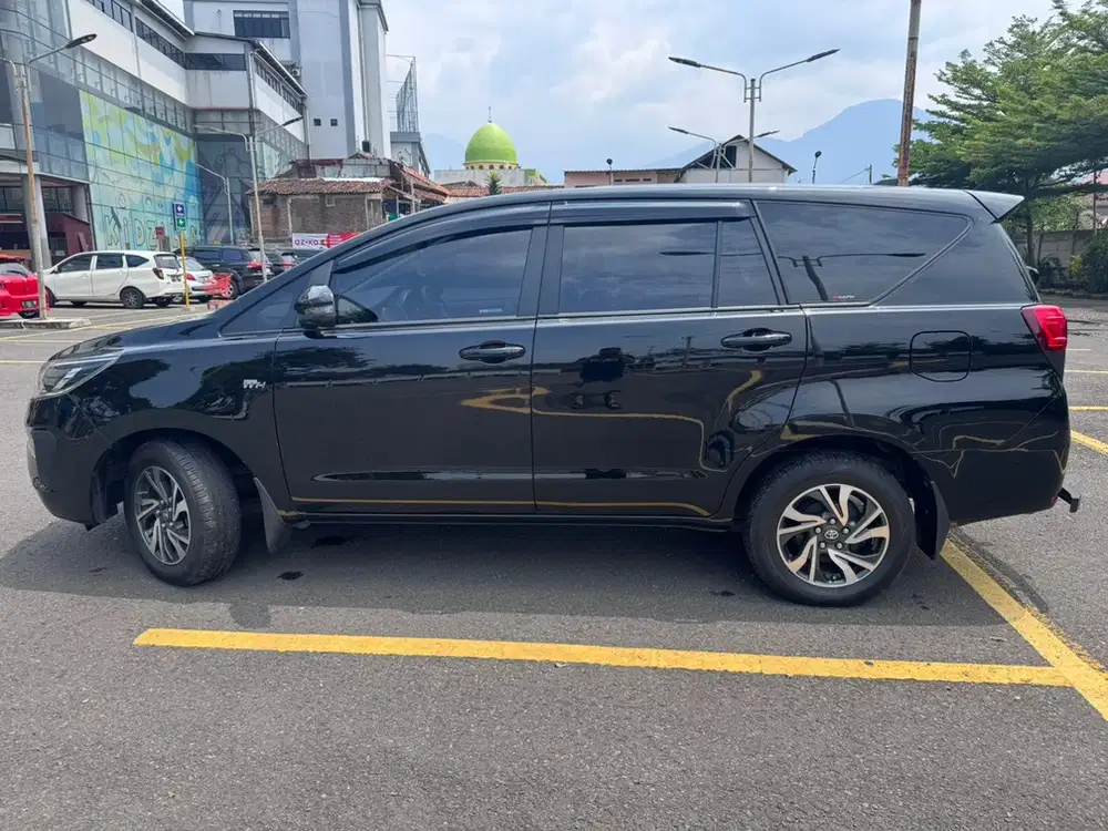 Toyota Kijang Innova 2022 Bensin