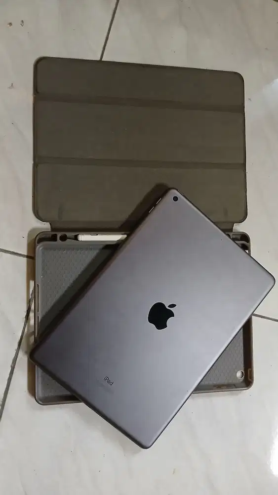 I pad 9 I box *free pen keyboard