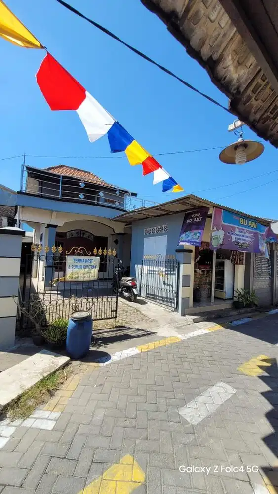 Rumah kos 12 kamar , rumah 2 lantai murah