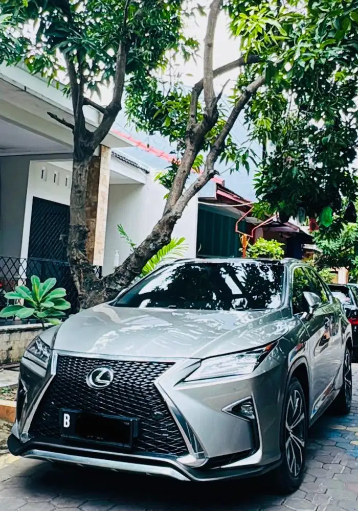 DP0 RUPIAH Lexus RX200T 2016 LUXURY generasi sebelum RX300