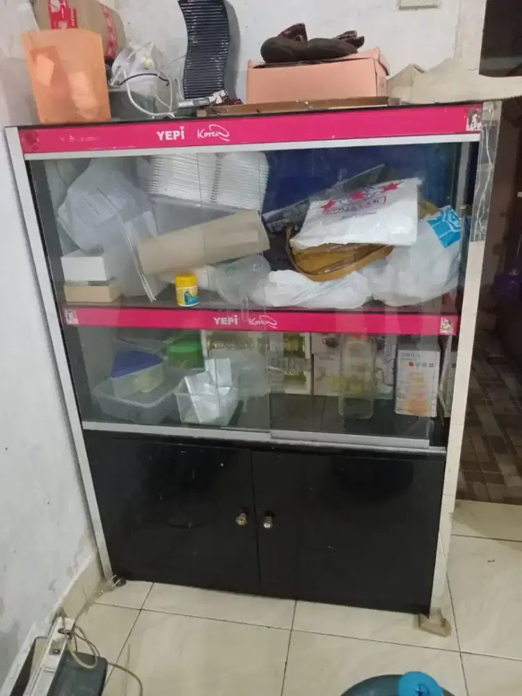 Jual cepat etalase bekas