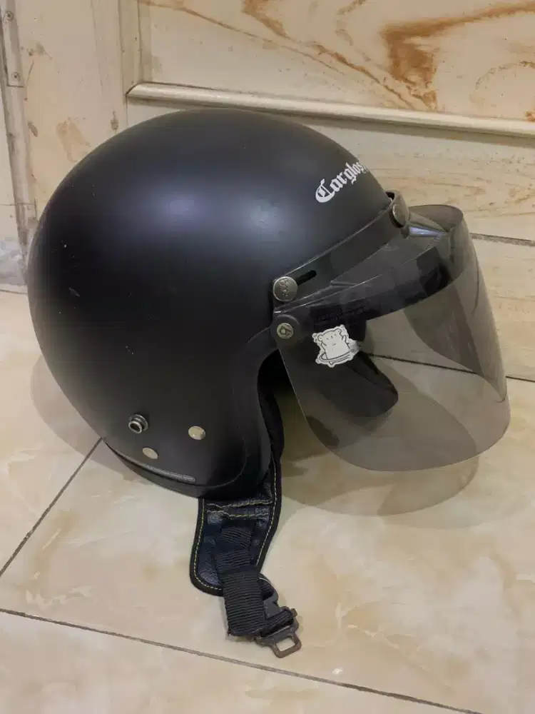 helm 2nd masih bagus