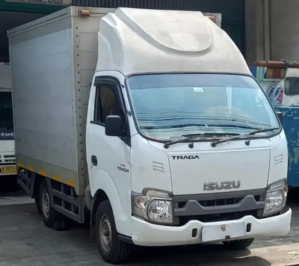 Isuzu Traga Box Tahun 2022