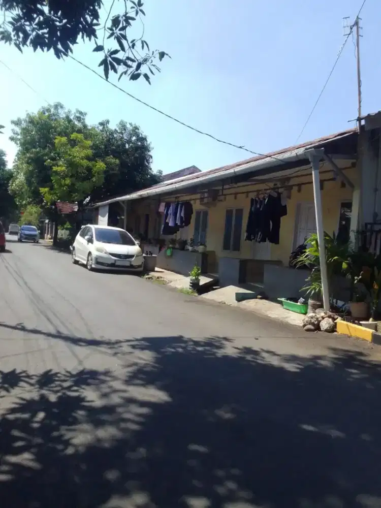 Kontrakan rumah petak