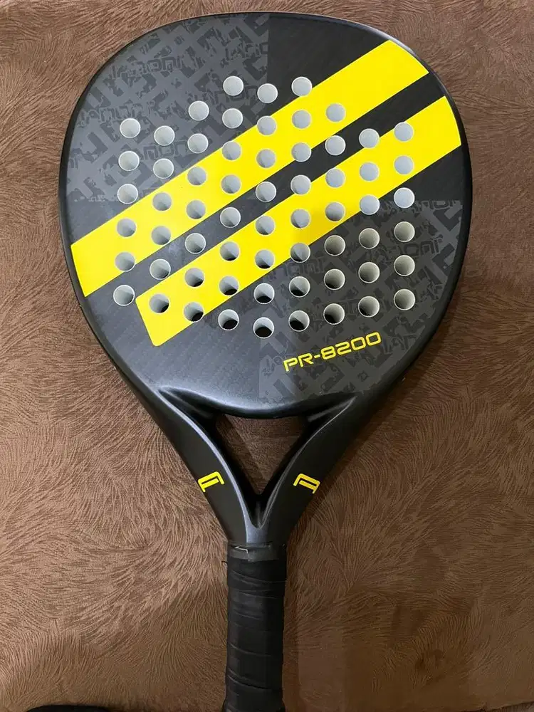 Raket Padel / Padel Racket Ianoni PR8200