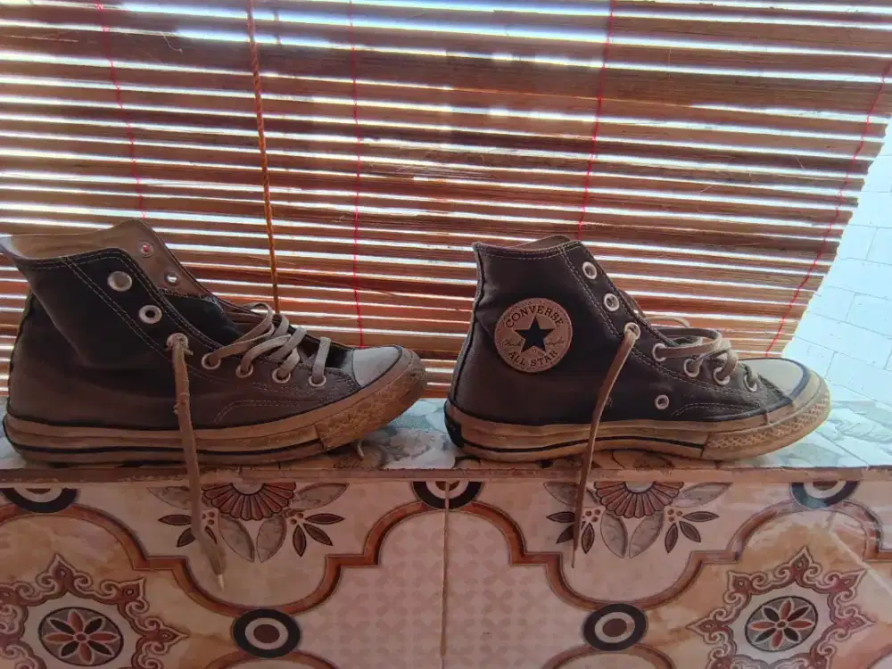 Sepatu Converse ori