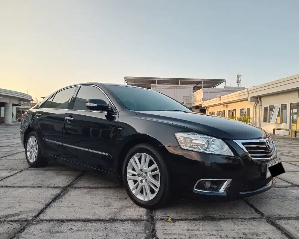 TOYOTA CAMRY 2010 V 2.4 AT BENSIN