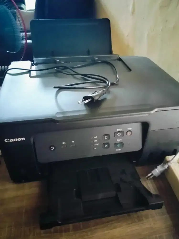 Di jual aja printer belum pernah di pakai, hanya di buka kardus nya,