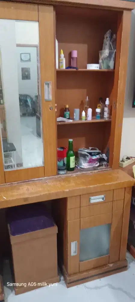 Meja +kursi rias