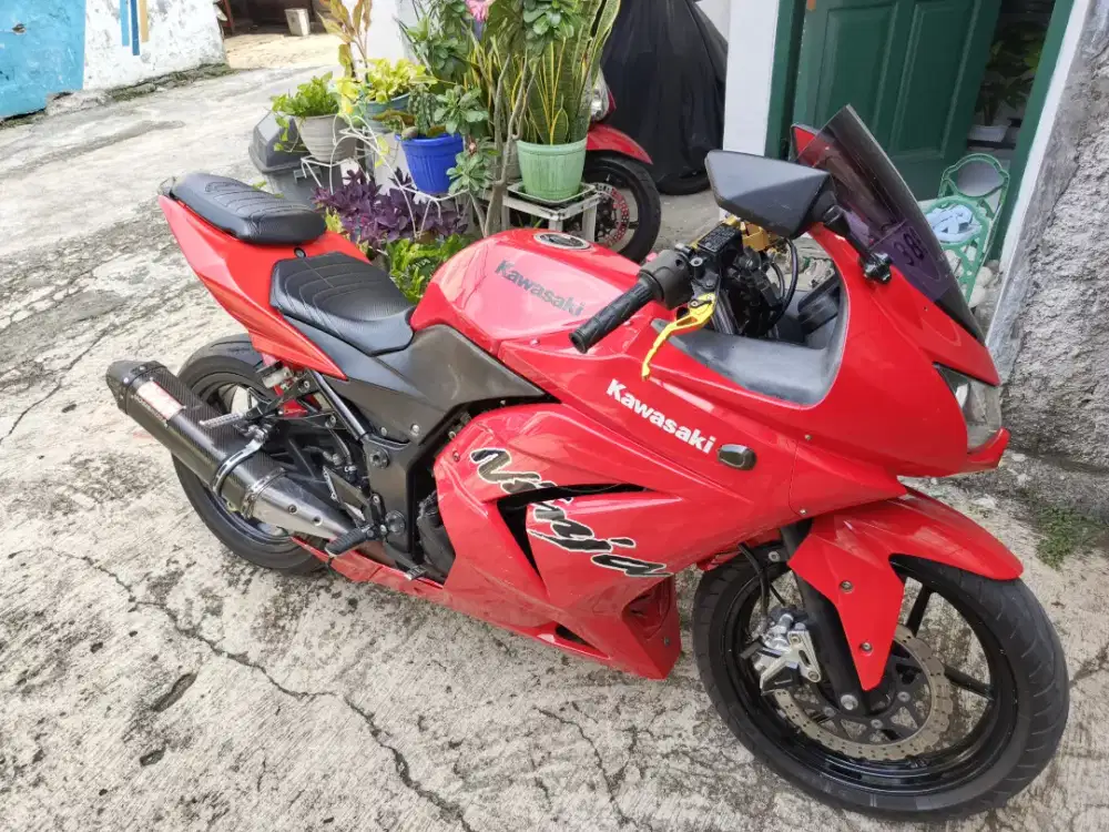 Kawasaki ninja 250cc tahun 2012