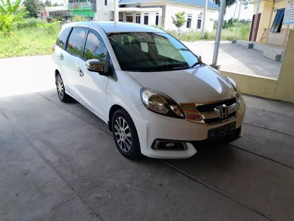 Jual cepat aja Mobilio Prestige 2015 pribadi