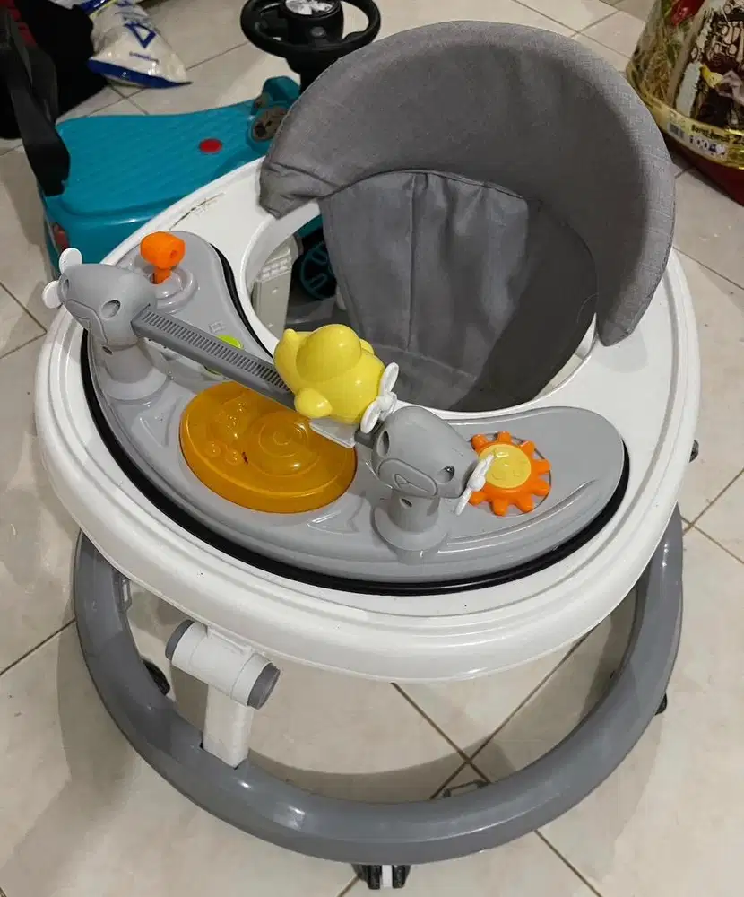Baby walker second