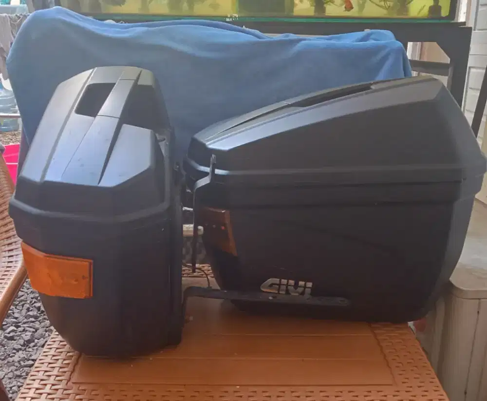 BOX SAMPING GIVI