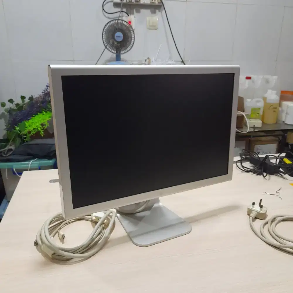 Monitor mac, cinema display 20 widescreen