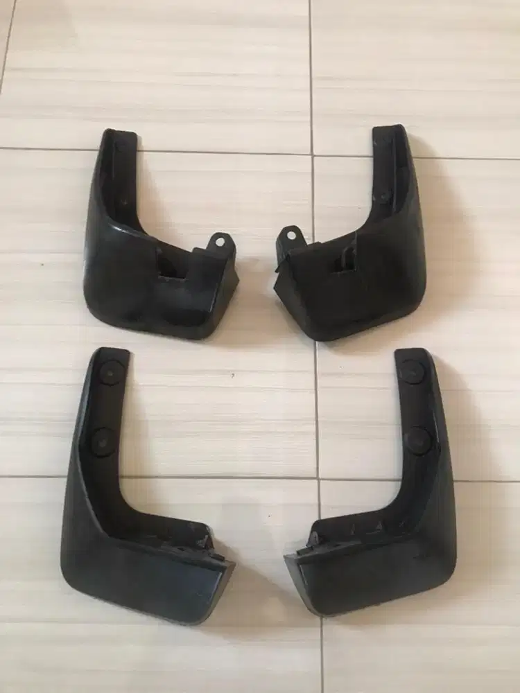 Mud guard avanza