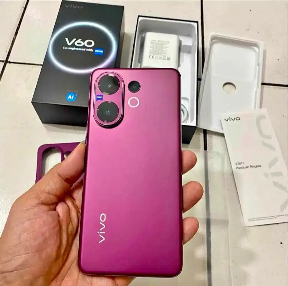 Vivo v60 8/256 sekend