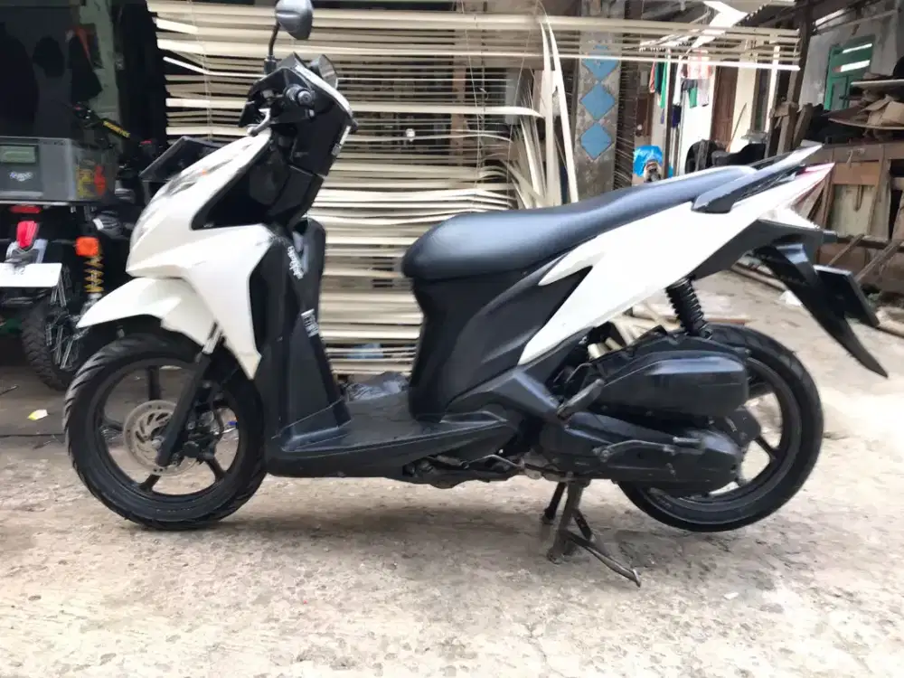 Dijual Vario 125 KZR