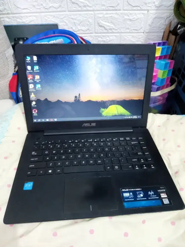 Laptop Asus X453M Ram 4gb/500gb  .batre awet . Murah