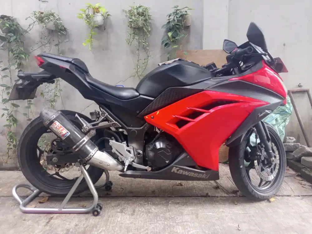 Ninja 250fi red non abs + yoshimura