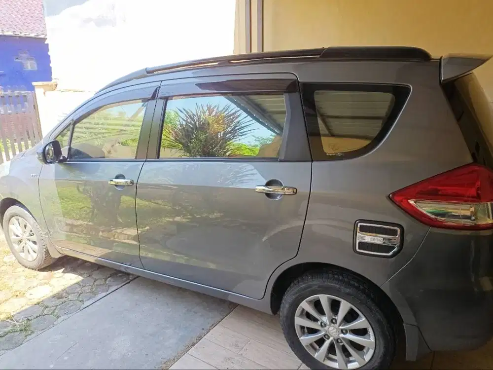 Suzuki Ertiga GL 1.4 MT