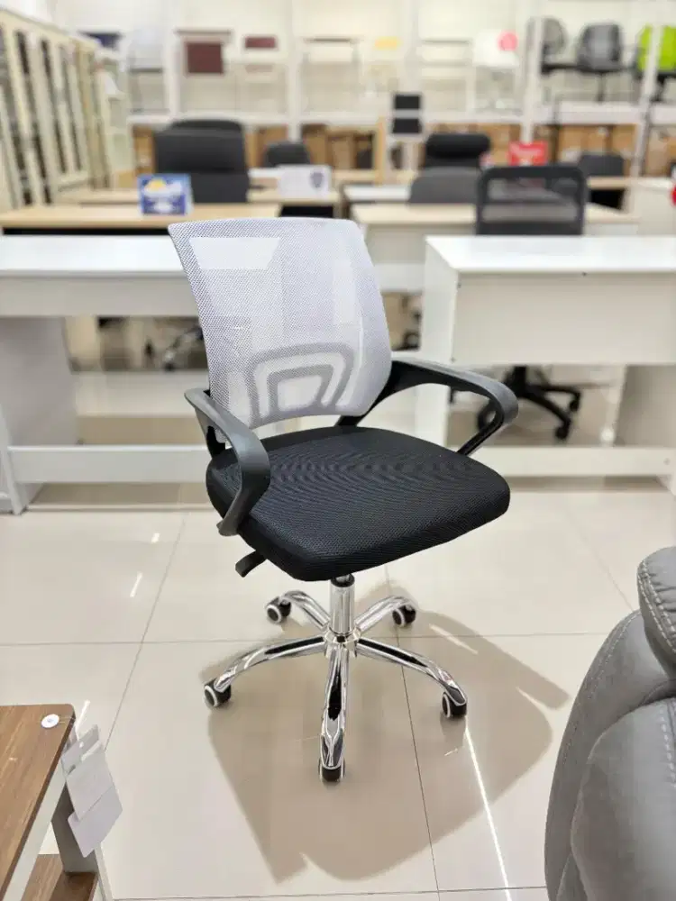 kursi kantor paling murah