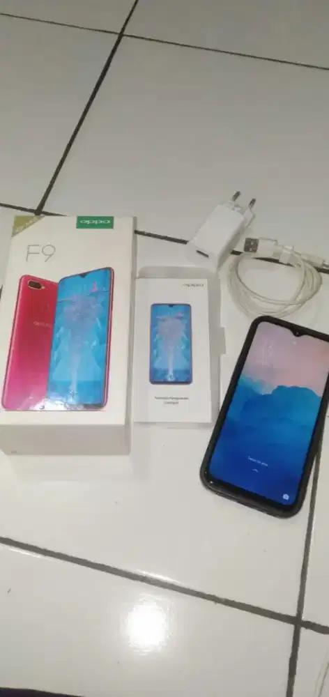 Oppo f9 original 4/64 fullset baca depkripsi
