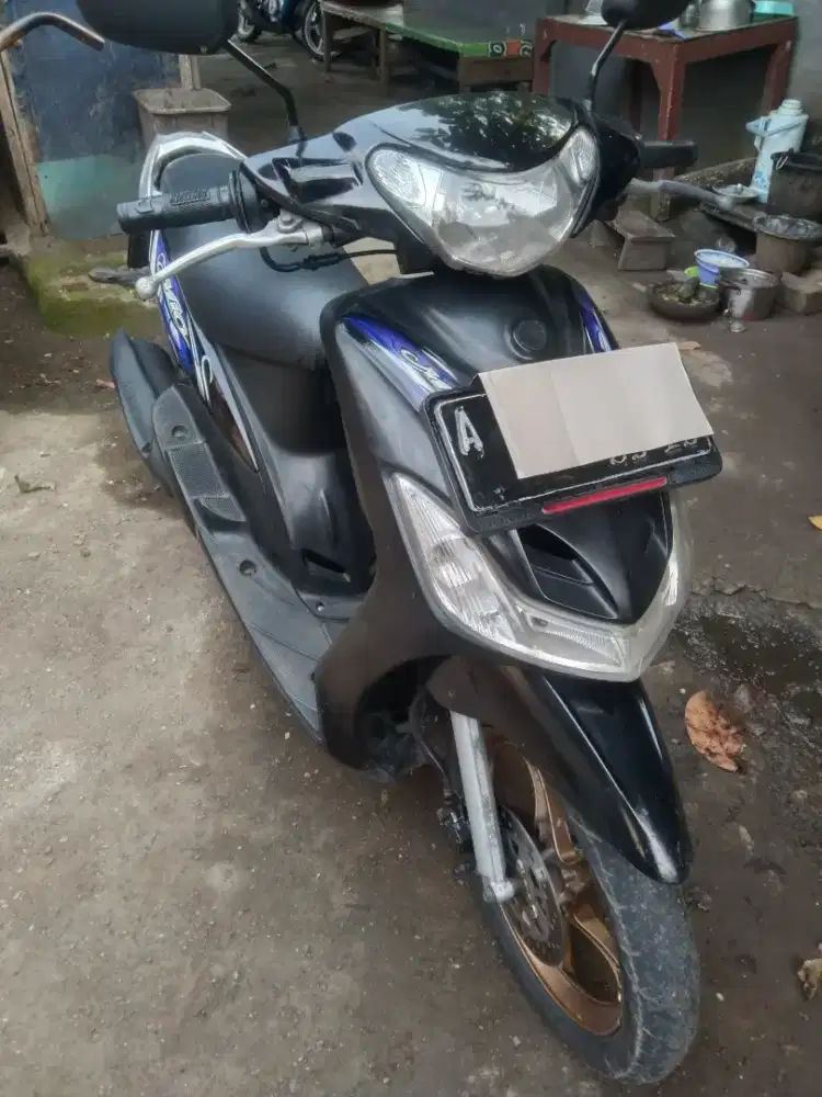 Di jual motor Yamaha Mio smile, mesin halus