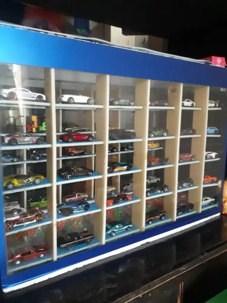 Diecast hot wheels