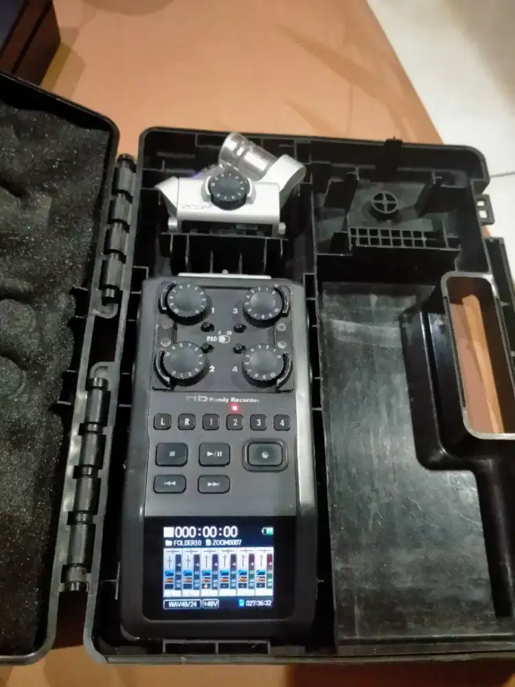 Zoom H6 Handy Recorder