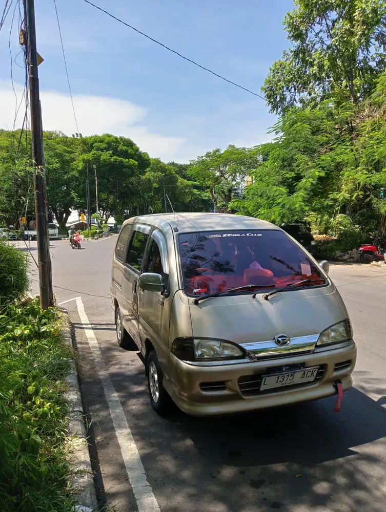Daihatsu Zebra 2004 Bensin
