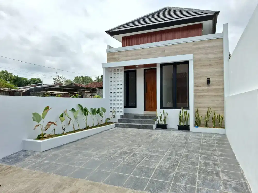 Rumah Terlariss Strategia Dekat SCHMall Jl Magelang km 11