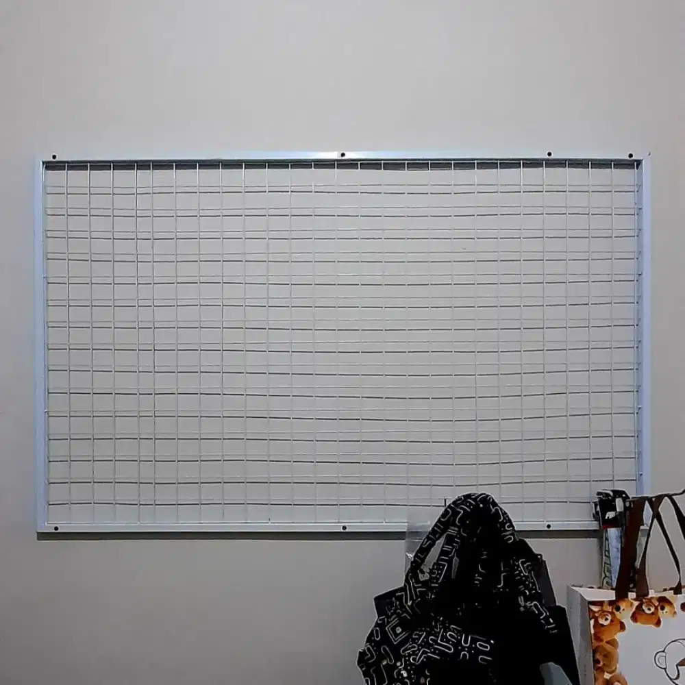 RAM BESI TEBAL / RAM DISPLAY. SIZE 150cm × 92cm. SECOND SEPERTI BARU