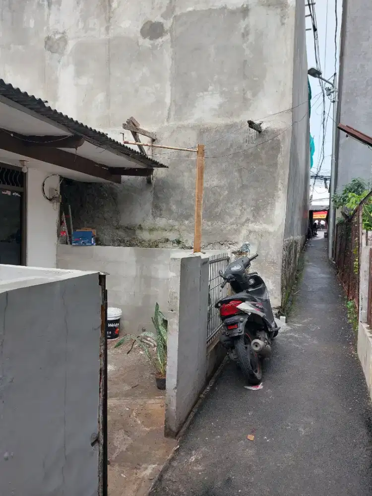 Rumah disewakan 1 menit ke Jln Pondok Pinang Raya