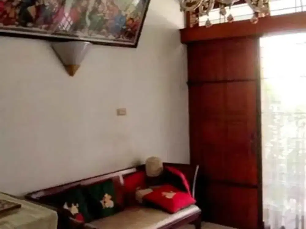 RUMAH DUA LANTAI SIAP HUNI SAYAP PAJAJARAN