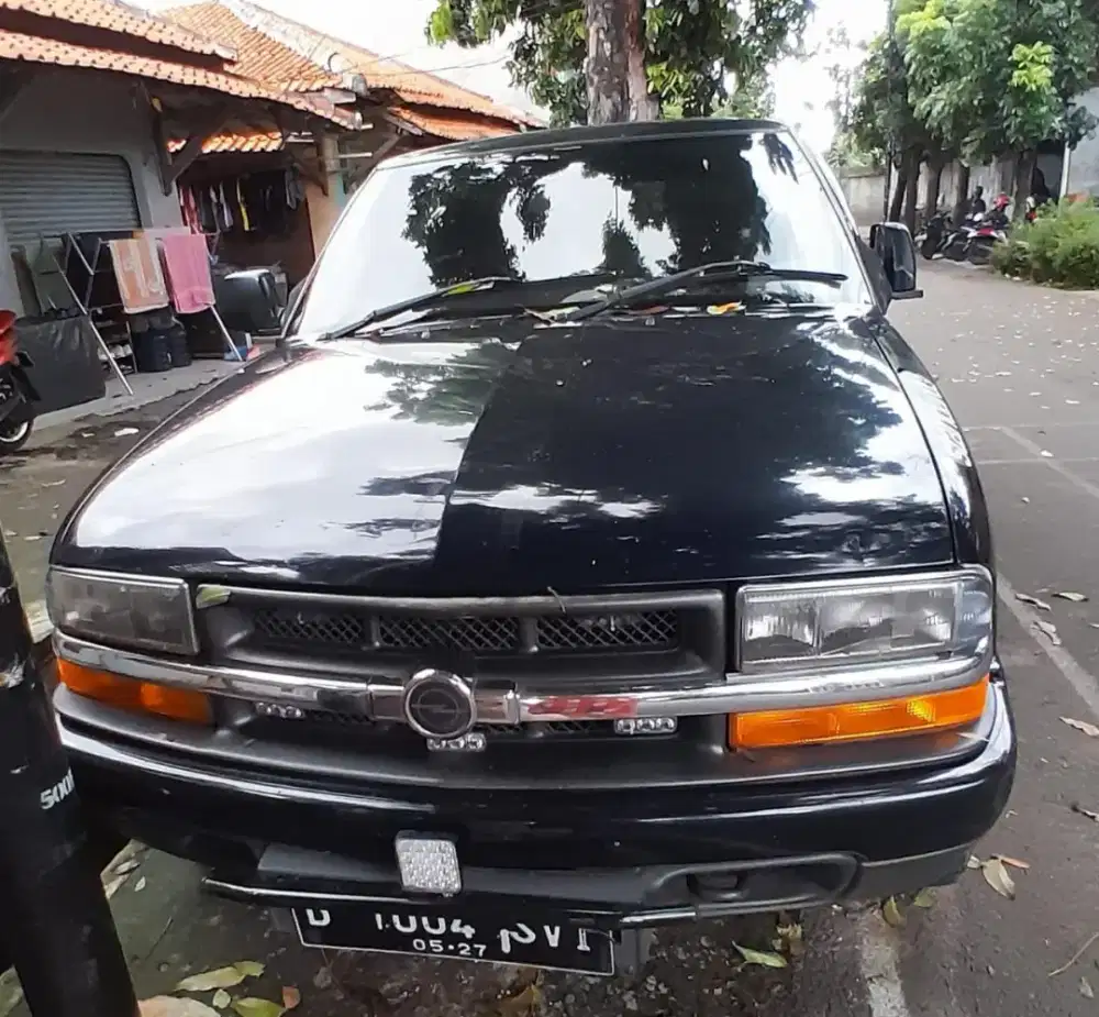JUAL OPEL MONTERA 2001