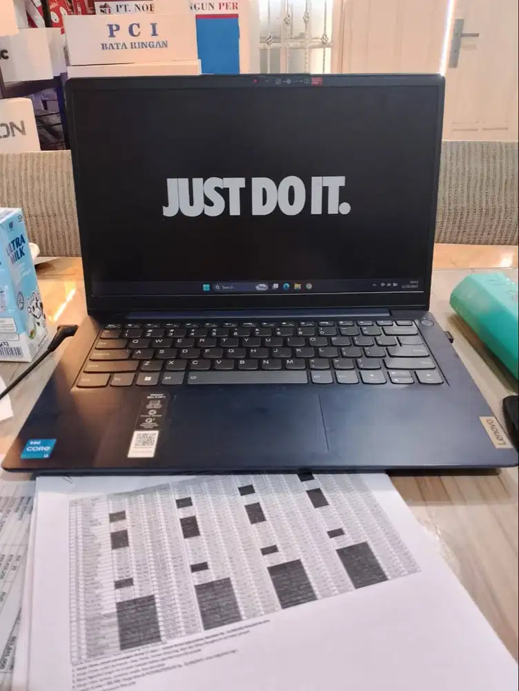 Laptop Lenovo IdeaPad Slim 3 i3-1315U 8GB 512GB SSD
