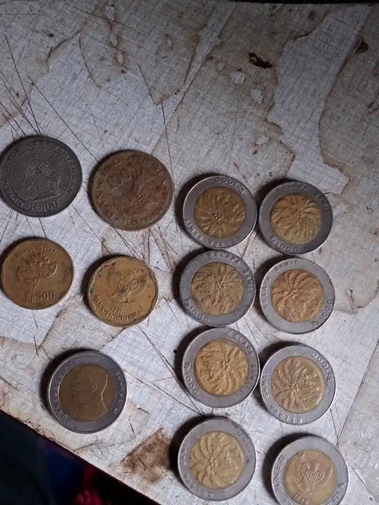 Jual uang koin kelapa sawit 1000 & uang koin 500 gmbr melati thn 1991
