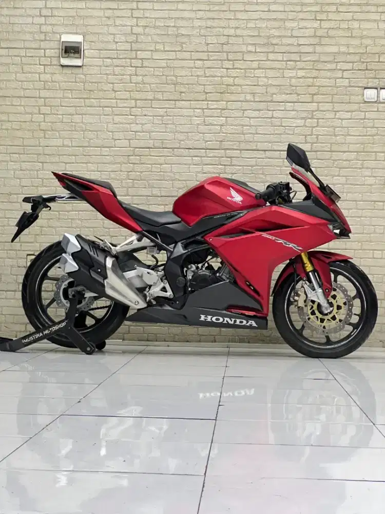 ODO 5RB‼️ Honda CBR 250RR 2018 Matte Red Favorit