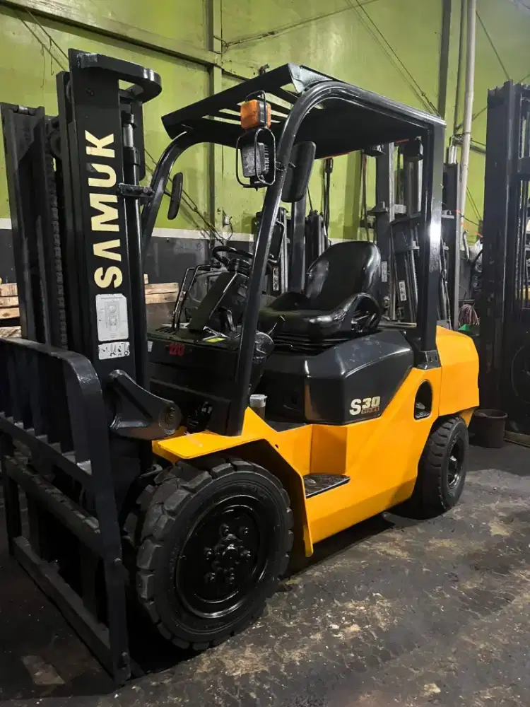 FORKLIFT BEKAS MURAH SAMUCK 3 TON