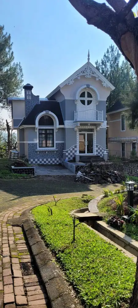Dijual Villa Kota Bunga Full Renov Mountain View