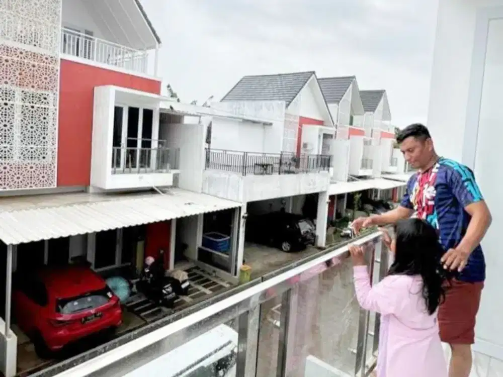 Rumah Dijual Ready 2 Lantai Jatibening Bekasi Dekat Stasiun LRT Cikunir