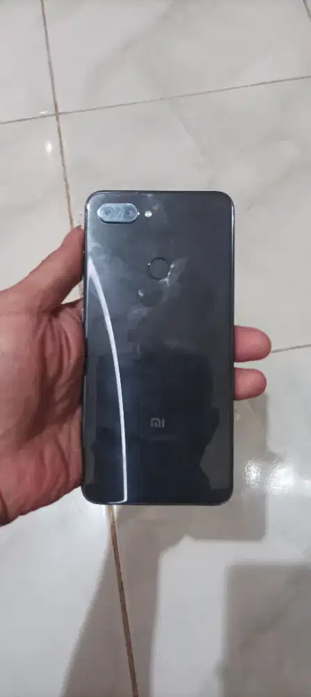 Mi 8 lite  4/64