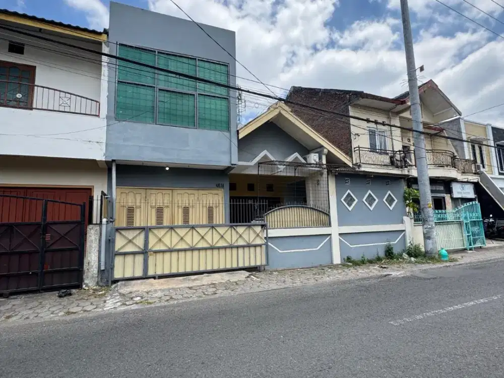 Dijual Rumah Jogja, Startegis Pinggir Jalan Condongcatur