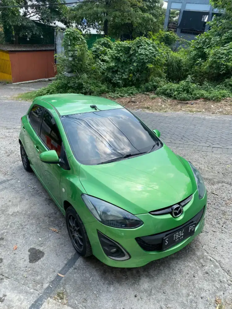 Mazda 2 2011 matic