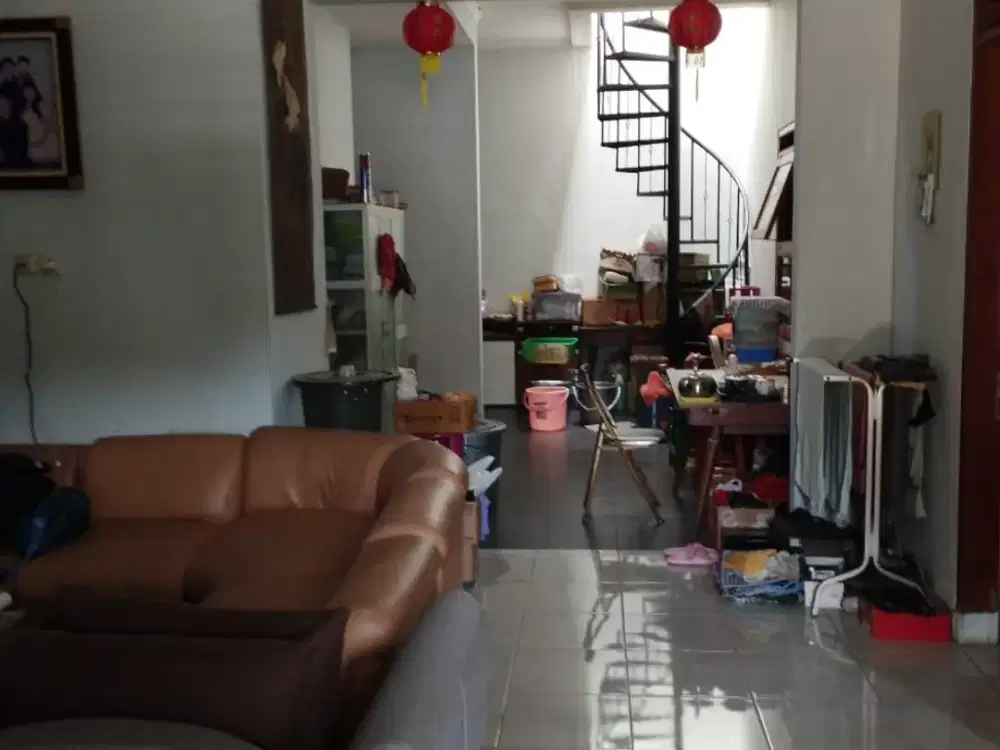 DIJUAL RUMAH DI GRAND KOPO PARAHYANGAN (sayap TKI) kab bandung -YL
