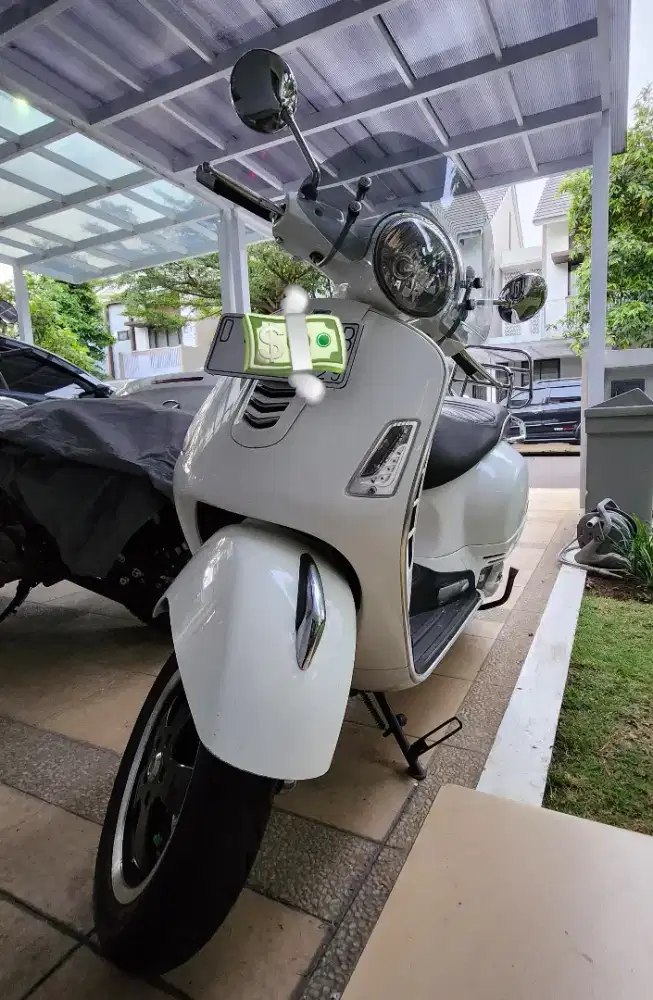 Jual Murah Vespa GTS 150 2019 Iget ABS 4V - Putih Elegan