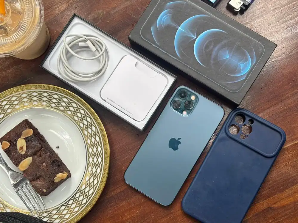 Iphone 12 PRO 256GB ALL SIM aman bisa TT