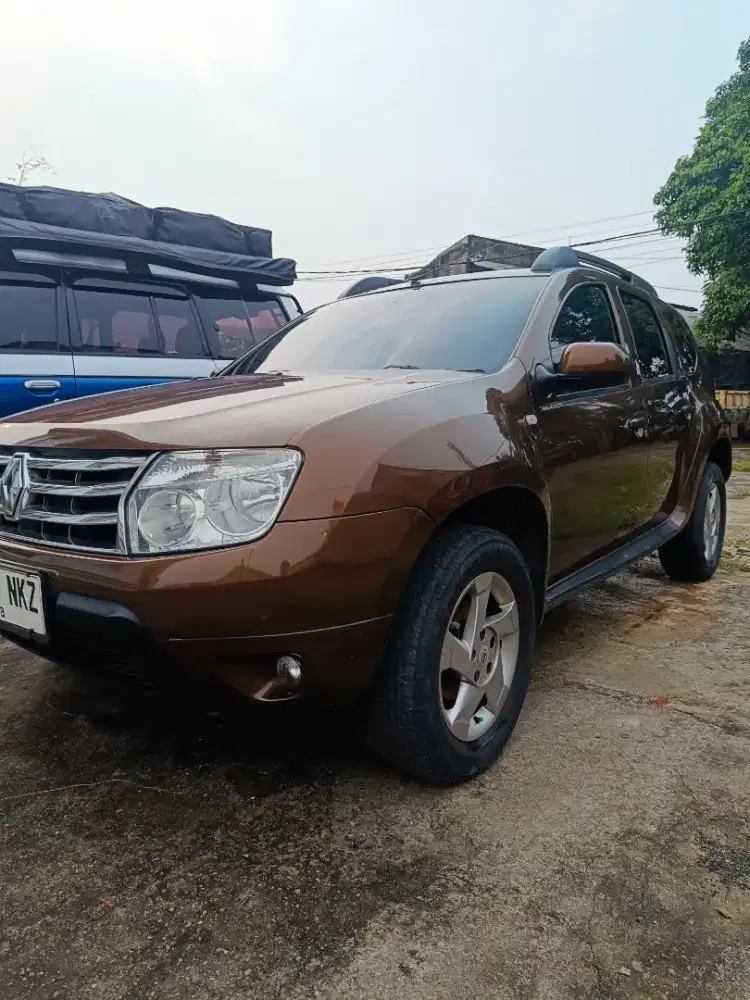 Mobil Renault duster 2013
