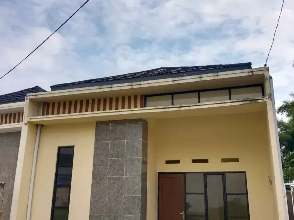 CUMA DISINI RUMAH LOKASI STRATEGIS CUMA 300 JUTAAN SAJA!